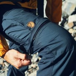 Fjällräven Midsummer Pantalon avec fermeture éclair Homme, bleu -Pantalons Homme Soldes fjaellraeven midsummer zip off trousers men dark navy 3