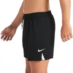Nike Swim Essential Vital Short Volley 5’’ Homme, bleu 10 Nike Swim Essential Vital Short Volley 5’’ Homme, bleu -Pantalons Homme Soldes nike swim essential vital 5 volley shorts men black 4