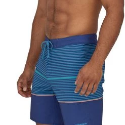 Patagonia Hydropeak Boardshorts 18" Men, olive/noir 9 Patagonia Hydropeak Boardshorts 18" Men, olive/noir -Pantalons Homme Soldes patagonia hydropeak boardshorts 18 men olivas stripe anacapa blue 4 1